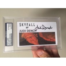 JUDI DENCH - SIGNED 3x5 INDEX CARD - JAMES BOND SKYFALL PSA/DNA #83824938